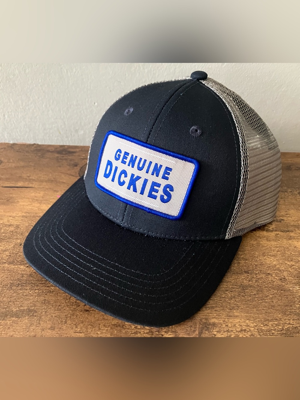 Dickies trucker hat